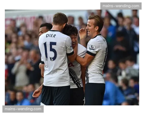 汉堡点球扳平展现韧性，但定位球防守仍存明显漏洞