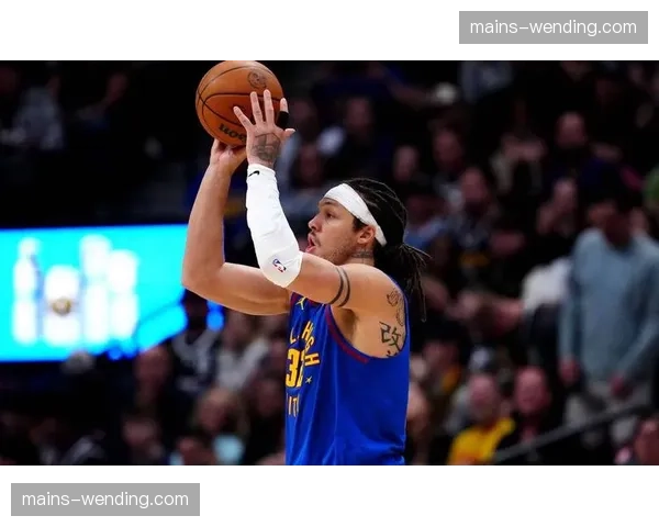 戈登G4带伤强行复出移动明显受限 掘金医疗团队建议保护性休战